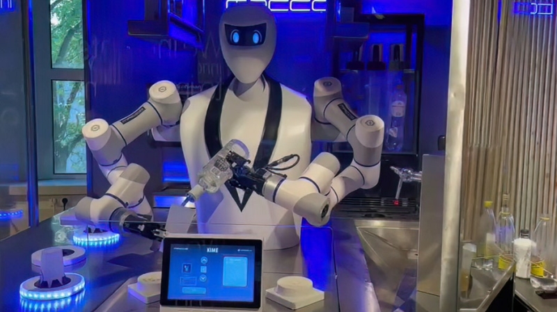 Are robotic mixologists out to change human bartenders taking more American tasks?