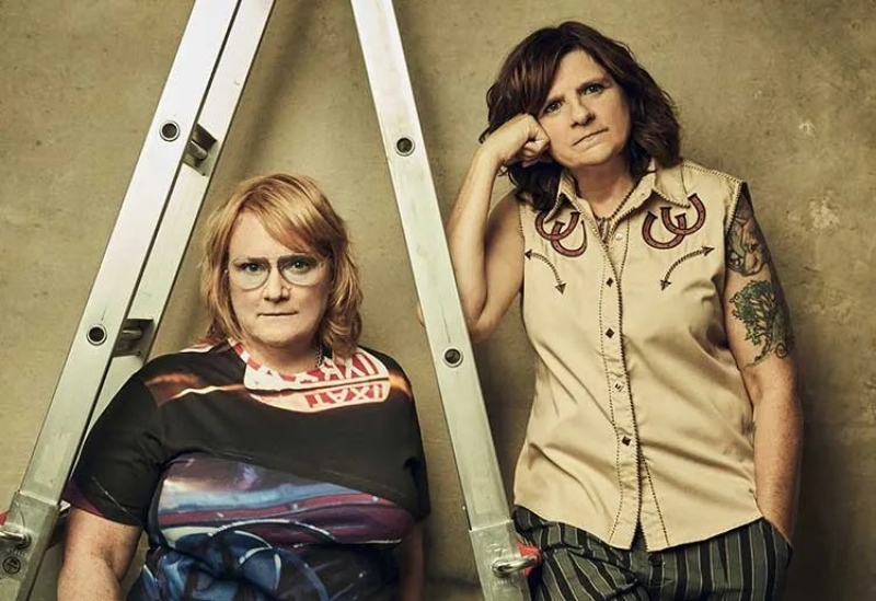 How to Play the Indigo Girls’ Folk-Rock Anthem “Closer to Fine”