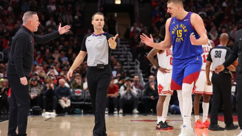 Nuggets star Nikola Jokić ejected after briefly arguing with authorities in win over Bulls