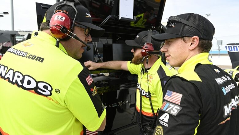 Jason Burdett called team chief for Jimmie Johnson