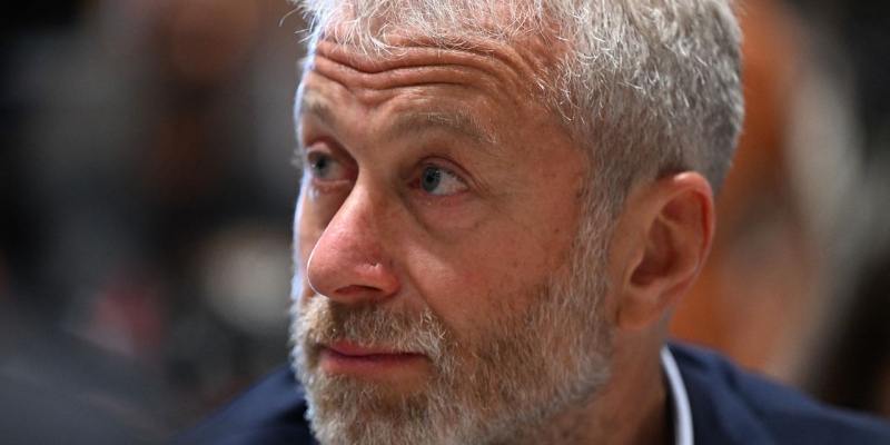 Abramovich Pledged $3 Billion for Ukraine War Victims. The Cash Is Frozen in the U.K.