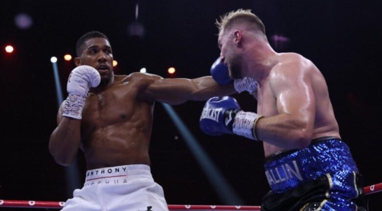 Anthony Joshua stops Otto Wallin (Video)