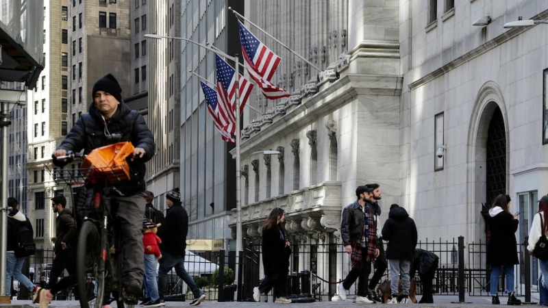 Stock exchange today: Wall Street ends greater at the start of a holiday-shortened week