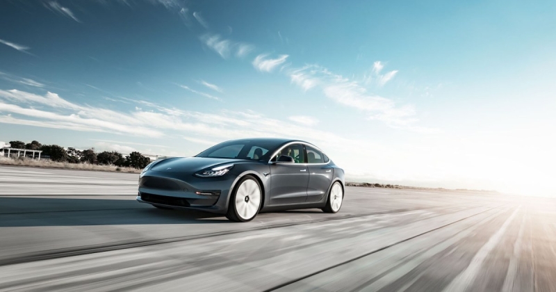 Tesla Autopilot vs. complete self-driving: What’s the distinction?