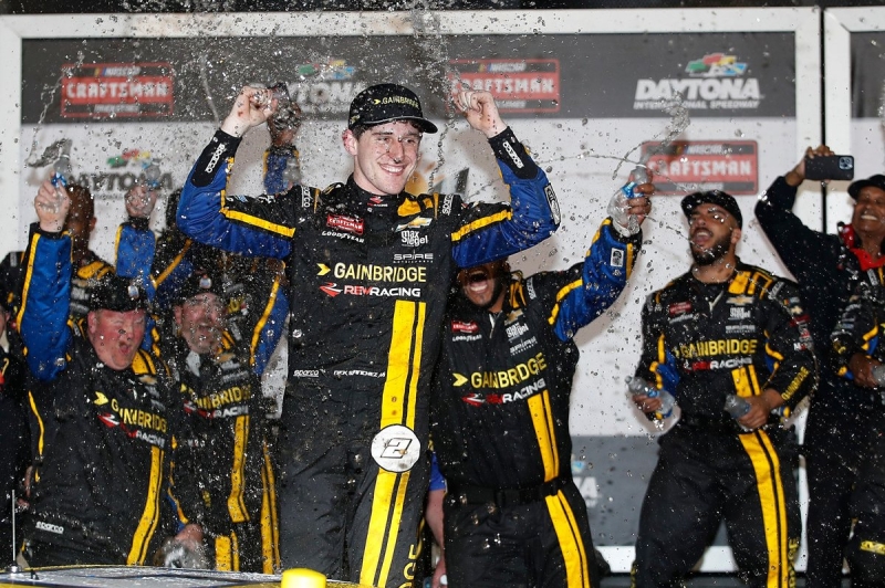 Sanchez wins, Gray turns in wreck-marred Daytona NASCAR Truck opener