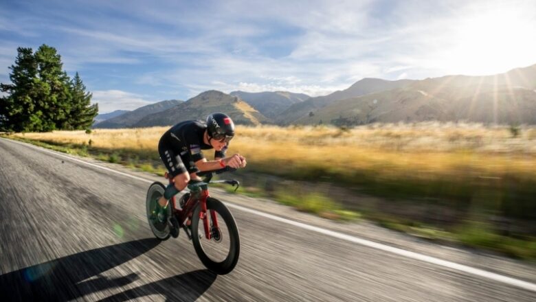 Kyle Smith and Els Visser share their ideas following Challenge Wanaka wins