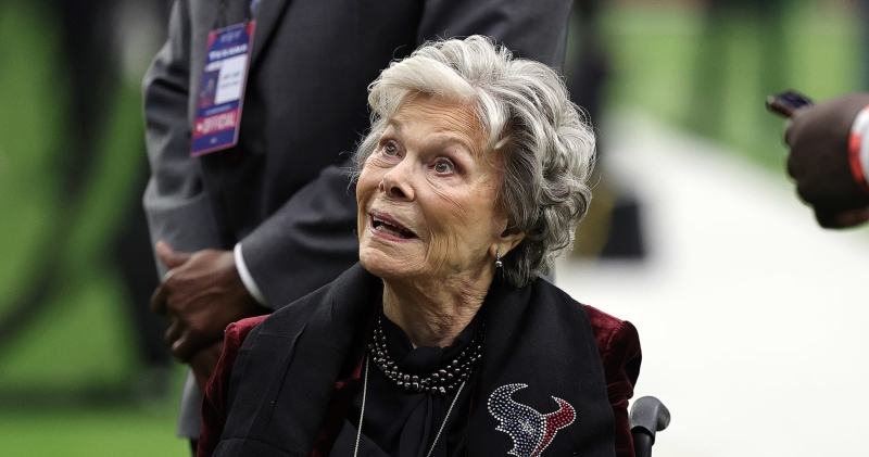 Texans Owner Janice McNair’s Son Drops Lawsuit; Sought to Have Guardian Appointed