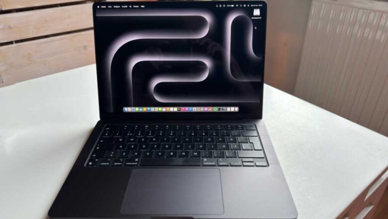 Multi-display assistance is pertaining to the M3 MacBook Pro through a software application upgrade