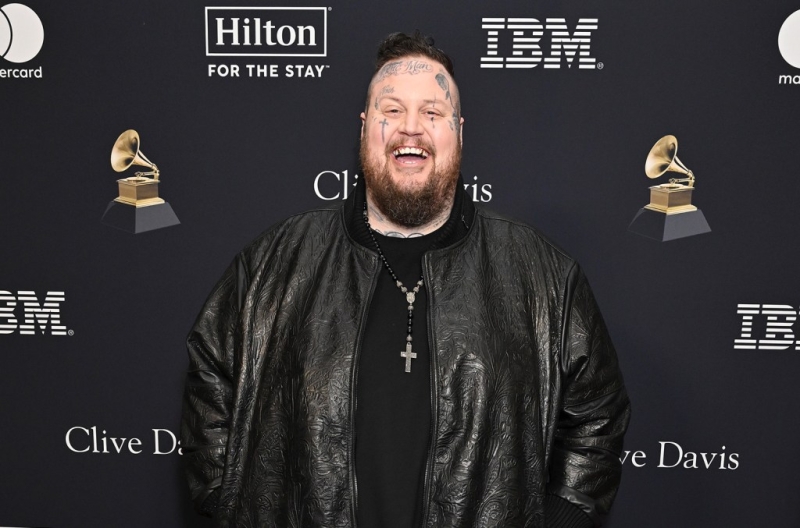 Jelly Roll’s Wife Bunnie Xo Documents Singer’s Major Dental Surgery on TikTok: ‘I Want a Pretty Smile’