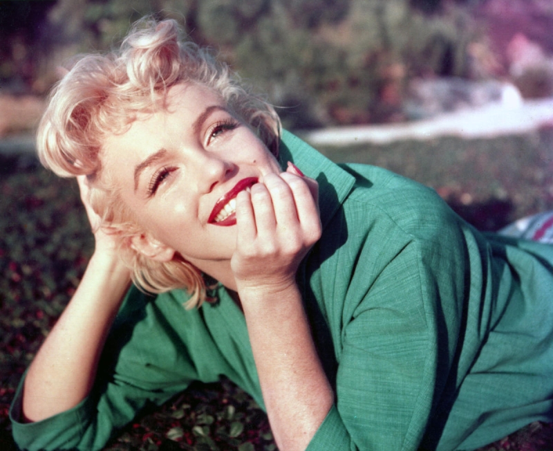 AI Marilyn Monroe contributes to the list of dead stars digitally reanimated without permission