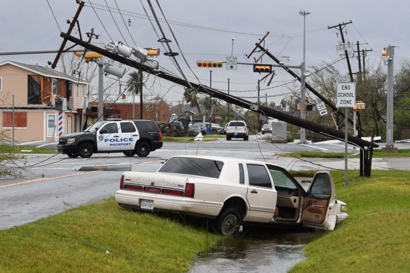 Storm-proofing 1% of power lines secures whole grid from blackouts