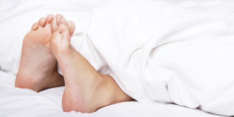 Here’s Why Your Feet Get Annoyingly Itchy during the night