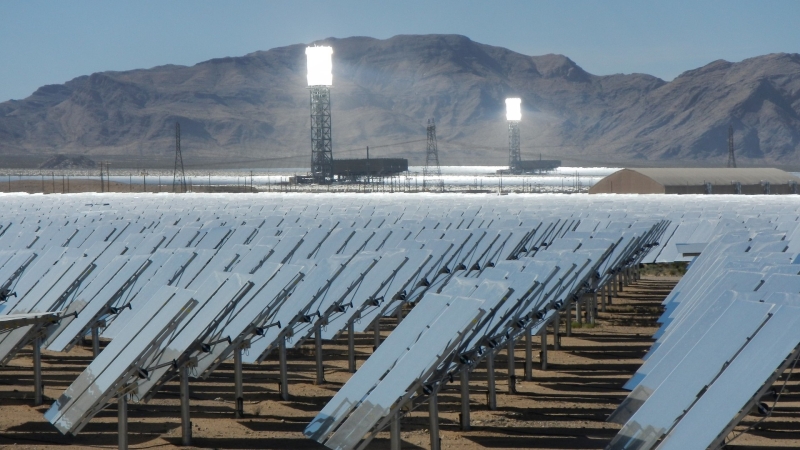 Tech Today: Suspended Solar Panels See the Light