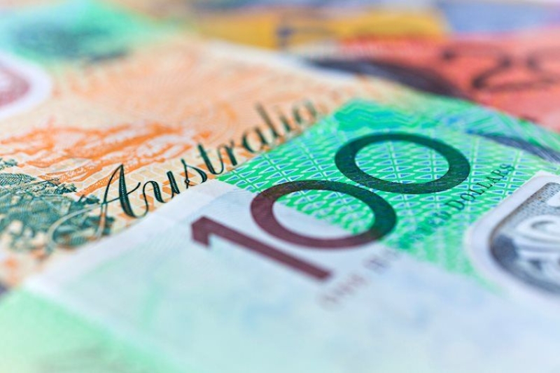 Australian Dollar cuts gains amidst suppressed United States Dollar, waits for Aussie Consumer Confidence