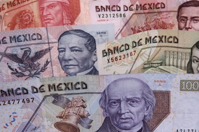 Mexican Peso recuperates early losses versus resilient United States Dollar