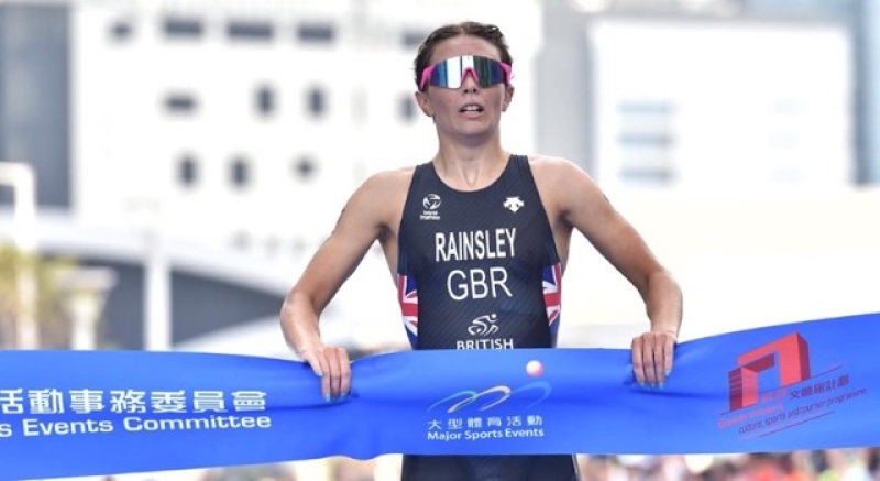 Alberto Gonzalez Garcia and Sian Rainsley go to strong triumphes World Triathlon Cup Hong Kong