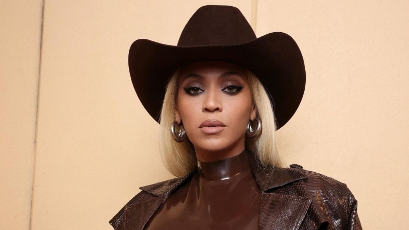 Beyoncé Managed to Make a Skin-Tight Latex Dress Fit Her Cowboy Carter Aesthetic