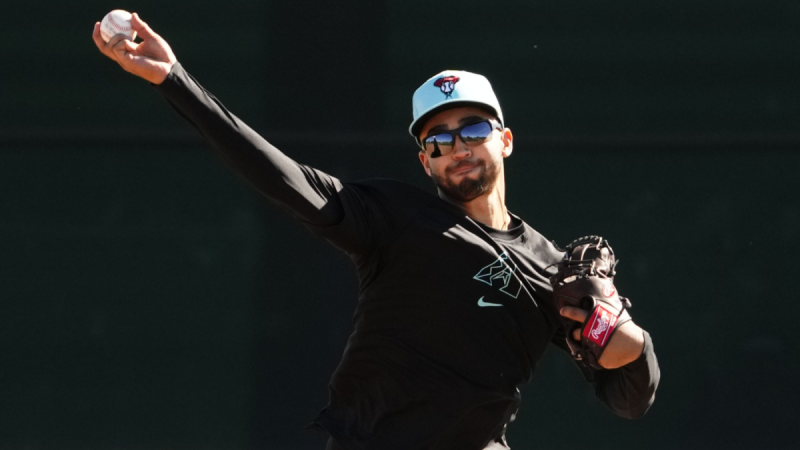 Diamondbacks’ leading possibility Jordan Lawlar to miss out on numerous months after going through thumb surgical treatment, per report