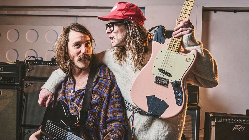 “We’re attempting to prevent seeming like a standard guitar band … Our objective has actually constantly been to broaden what guitars can do”: Idles’ extreme guitar duo dissect their “violent, dark tones” and describe why modeling is “wack”