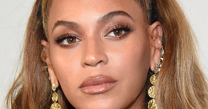 6 Times Beyonce’s Natural Hair Made an Appearance