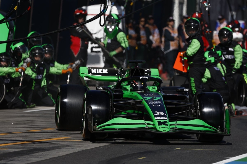 Sauber: “Important” to apologise to Bottas for F1 pitstop problems