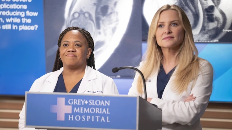 ‘Grey’s Anatomy’: Jessica Capshaw On Her Season 20 Return To Grey Sloan Memorial Hospital