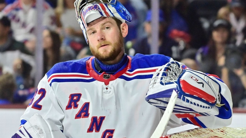 Rangers’ Quick breaks U.S.-born goalie wins record