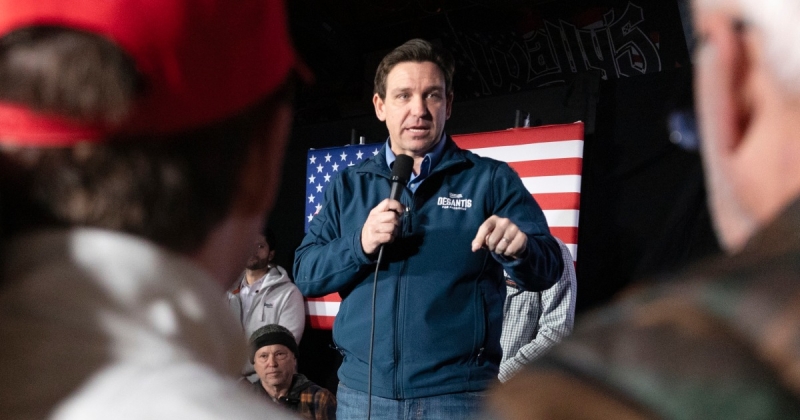 Ron DeSantis hosts donors at South Florida gambling establishment with an eye towards what’s next