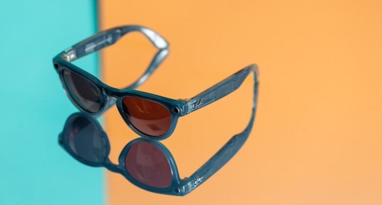 Meta is including AI to its Ray-Ban wise glasses next month