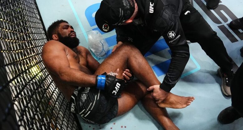 Chris Curtis most likely suffered torn hamstring in last exchange at UFC Vegas 90