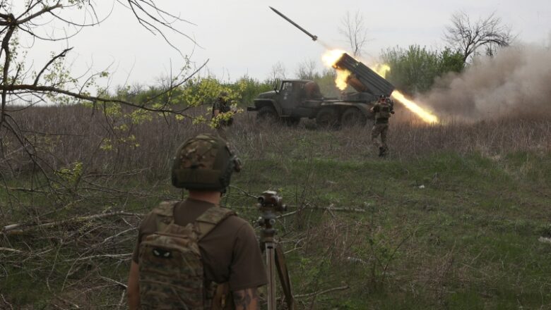 Russia Has Lost 4,180 Troops, 31 Tanks in Ukraine Since Sunday: Kyiv