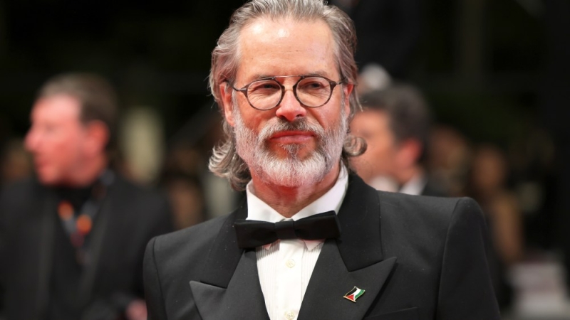 Vanity Fair France Apologizes After Guy Pearce’s Palestinian Flag Pin Edited Out of Cannes Portrait: We ‘Mistakenly Published a Modified Photo’