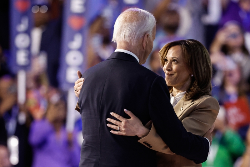 Kamala Harris Can Get Away From Biden ‘Penalty Free’: Ex-Obama Adviser