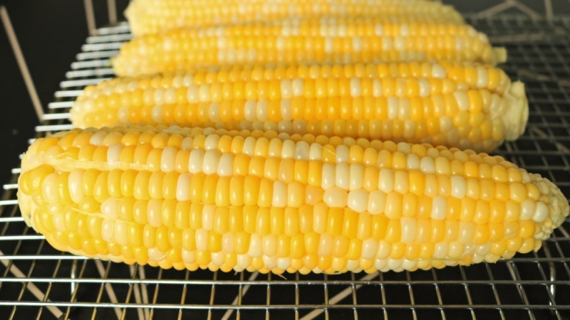 Poaching Is the Secret to Perfect Corn on the Cob