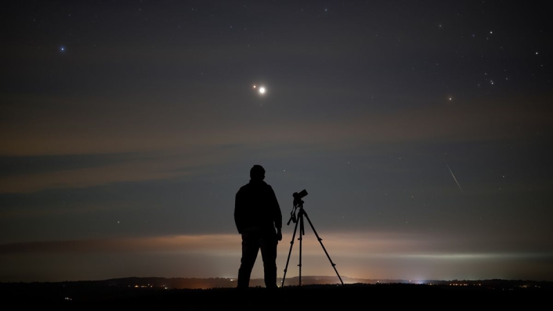 Astrophotographers catch unusual Jupiter and Mars encounter (pictures)