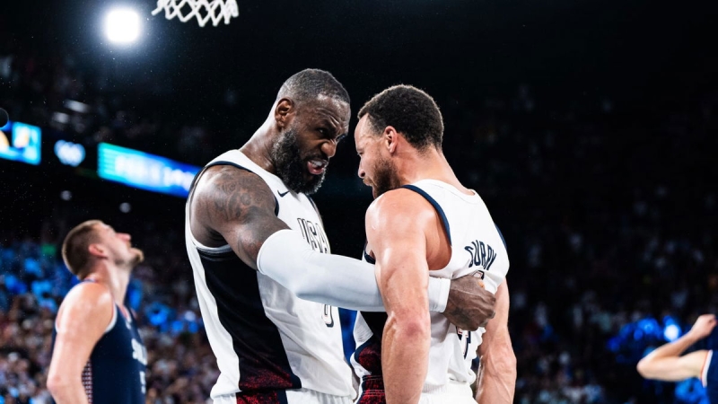 Warriors Urged To Complete Impossible Task That Can Prevent Stephen Curry-LeBron James Merger