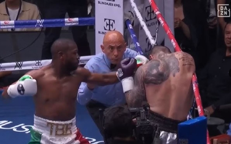 Floyd Mayweather controls John Gotti III in disorderly rematch (Highlights)