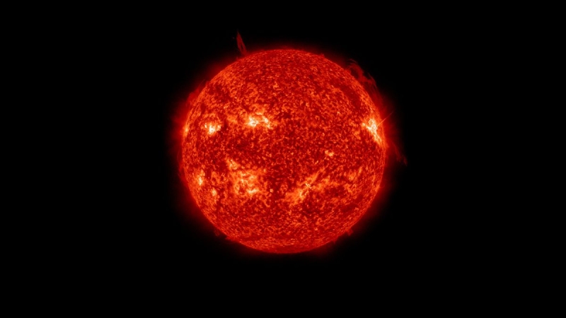 The sun conceals its age with magnetic activity