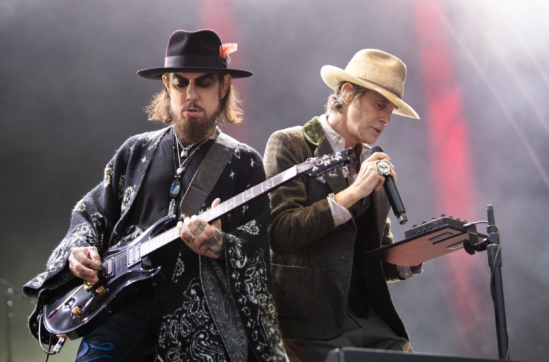 Jane’s Addiction Apologizes After Perry Farrell’s Onstage Outburst, Cancels Next Concert