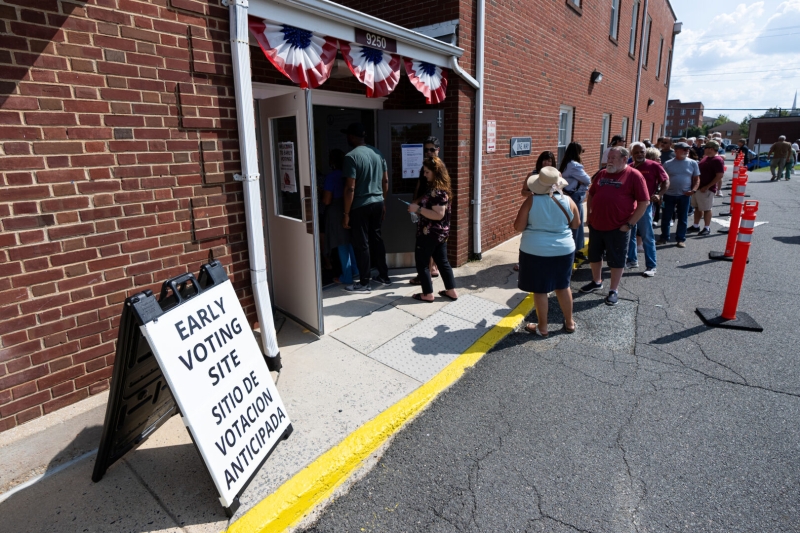 Capitol Lens|Early voting starts