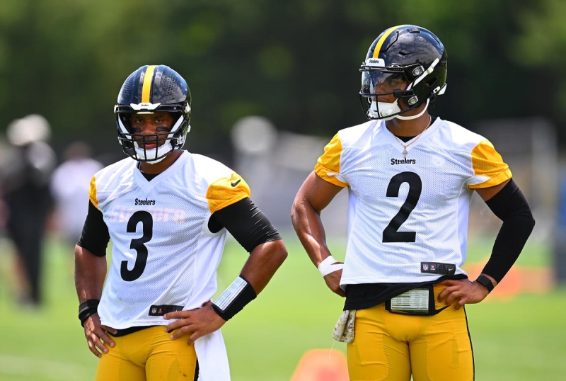 Mike Tomlin: Steelers prepping for Justin Fields to begin over Russell Wilson vs. Broncos on Sunday