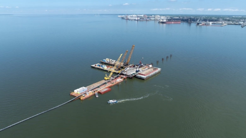 Teams Complete Mile-Plus Pipepull Under Virginia’s James River