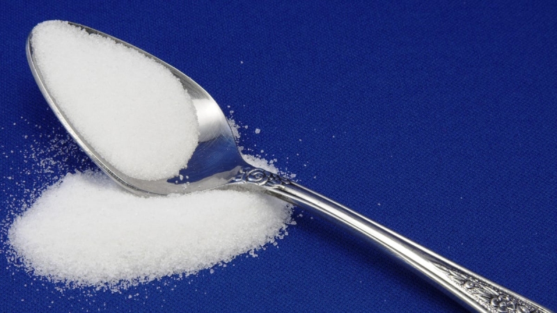 Is Less Sugar Always Healthier? Untangling the Benefits and Risks of Artificial Sweeteners