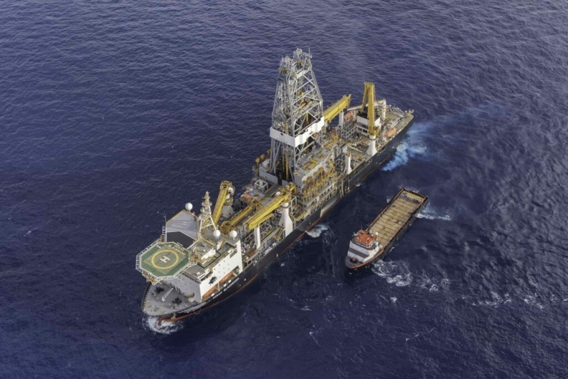 Noble drillship’s drilling gig completely equipment offshore West Africa