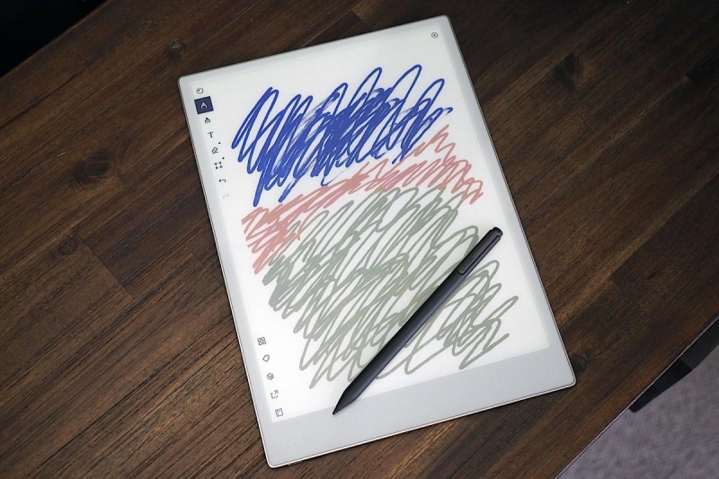 The brand-new reMarkable Paper Pro includes a color screen