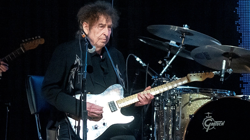 Bob Dylan’s Mystery Tweet Has United States All Asking the Same Question: Who Is Mary Jo?