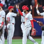 <aMLB Playoff Picture 2024: Phillies Clinch NL East; Updated Bracket, Standings