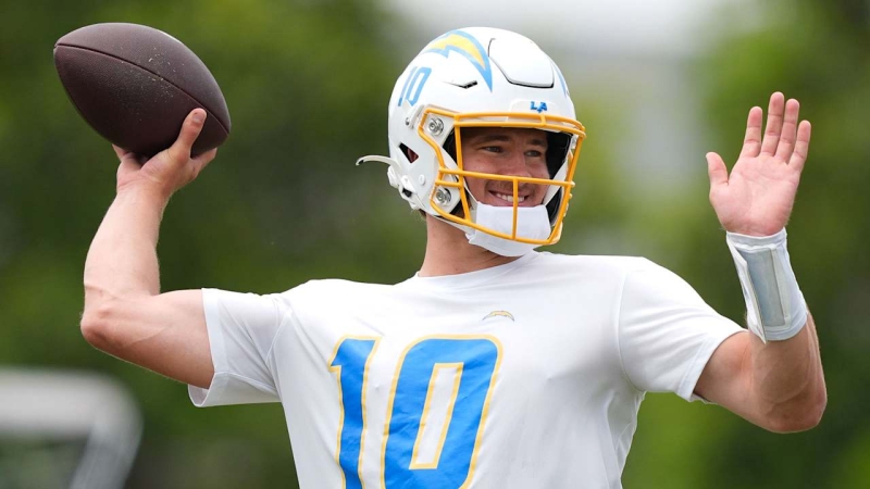 Chargers QB Justin Herbert (ankle) doubtful to play Sunday vs. Chiefs Sep 27, 2024