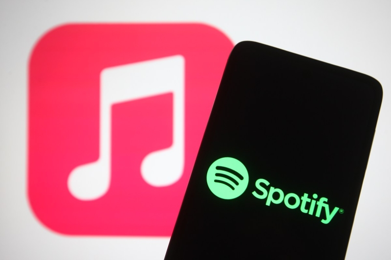 These 2 buddies developed an easy tool to move playlists in between Apple Music and Spotify, and it works fantastic