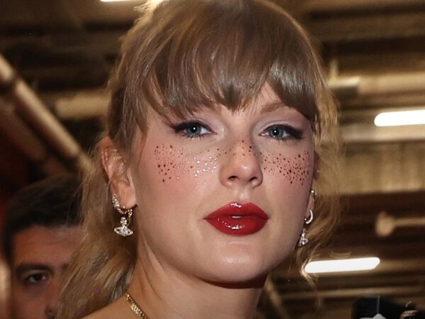 Taylor Swift Glitter Patches See 2,500% Spike in Sales After NFL Game